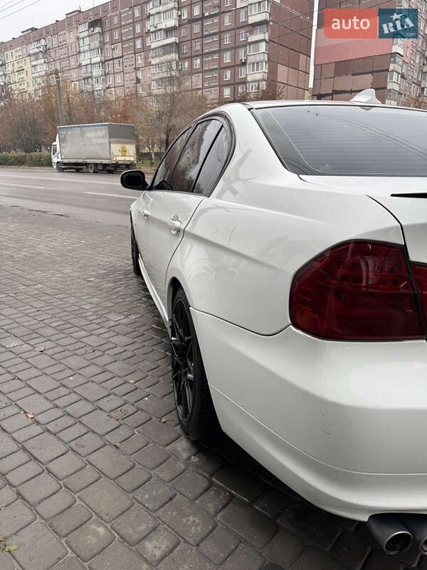 Седан BMW 3 Series 2011 в Днепре фото 15 Седан BMW 3 Series 2011 в Днепре