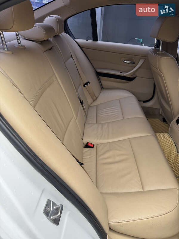 Седан BMW 3 Series 2011 в Днепре фото 21 Седан BMW 3 Series 2011 в Днепре