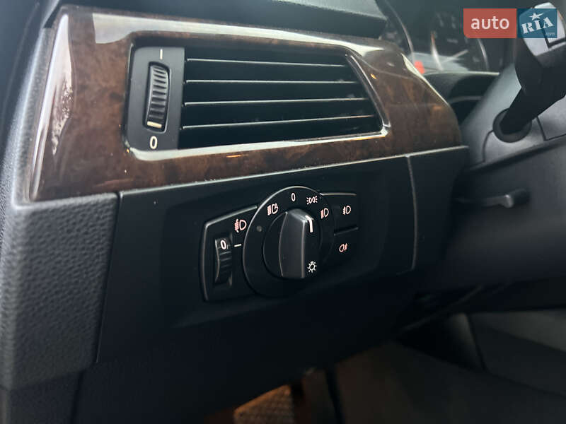 Седан BMW 3 Series 2008 в Миколаєві