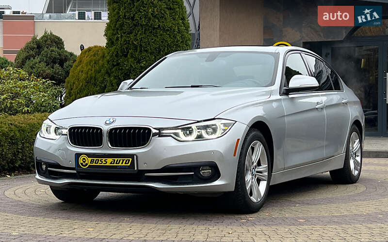 Седан BMW 3 Series 2015 в Львові