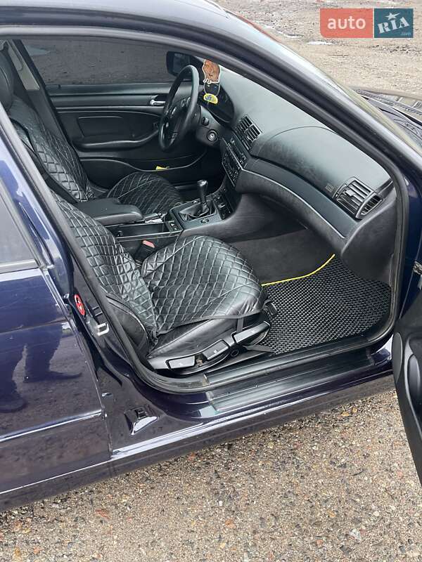 Седан BMW 3 Series 1999 в Подольске