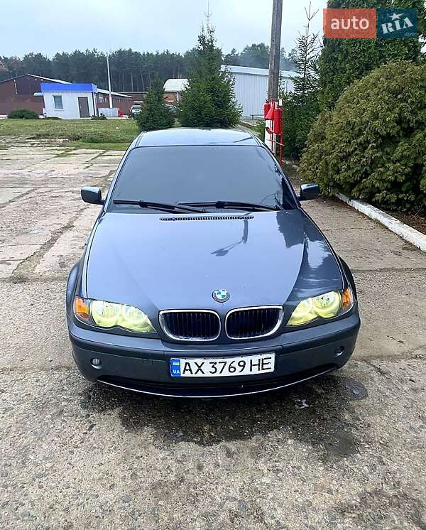 Седан BMW 3 Series 2003 в Богодухове