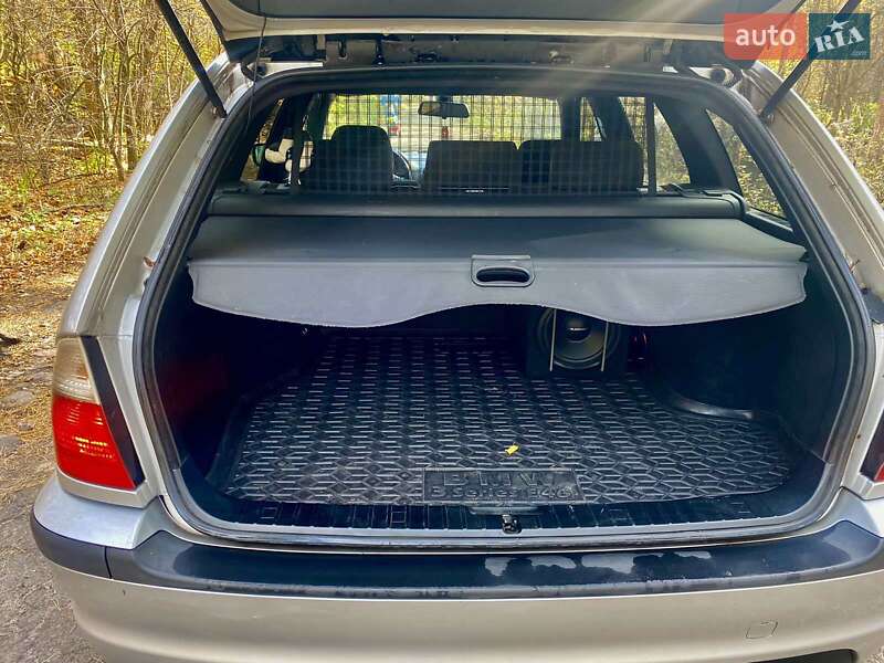 Универсал BMW 3 Series 2003 в Киеве фото 14 Универсал BMW 3 Series 2003 в Киеве