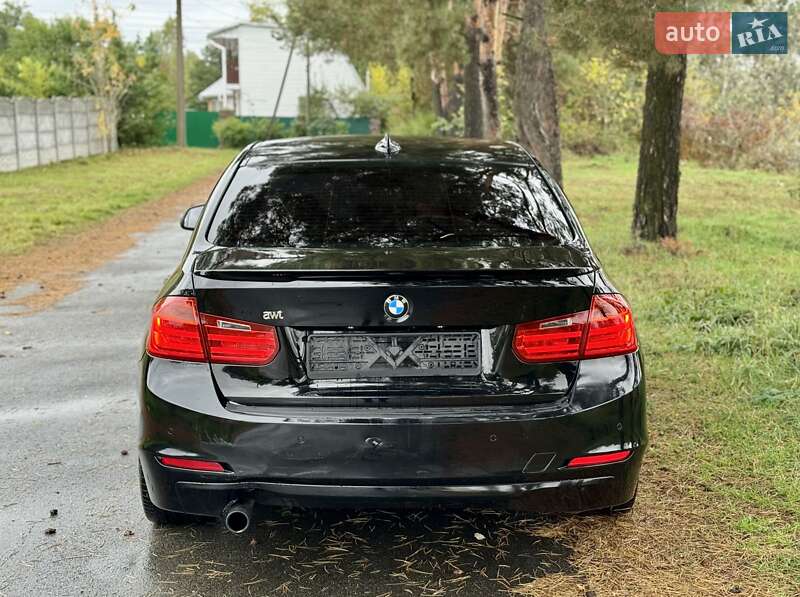 Седан BMW 3 Series 2013 в Киеве