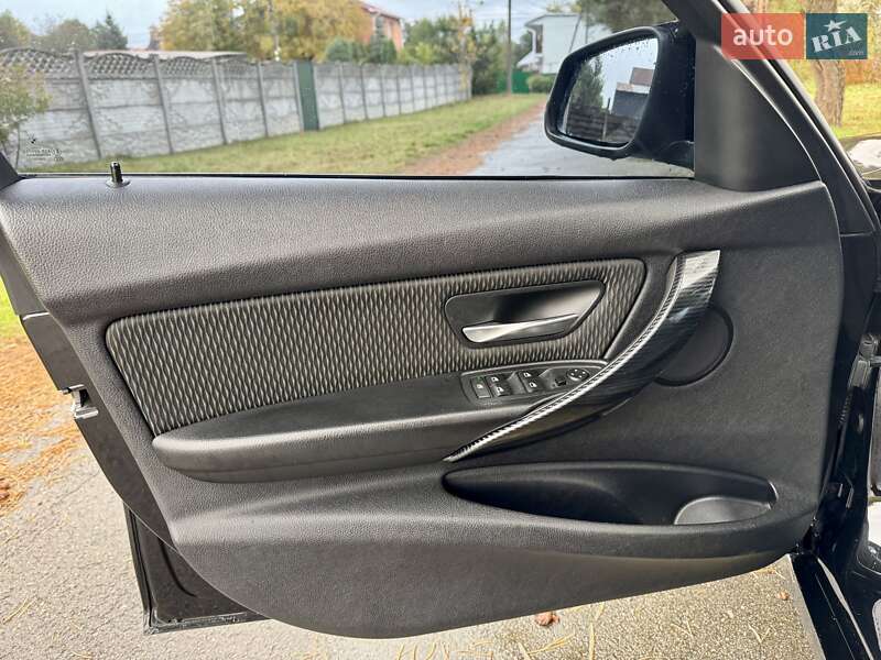 Седан BMW 3 Series 2013 в Киеве