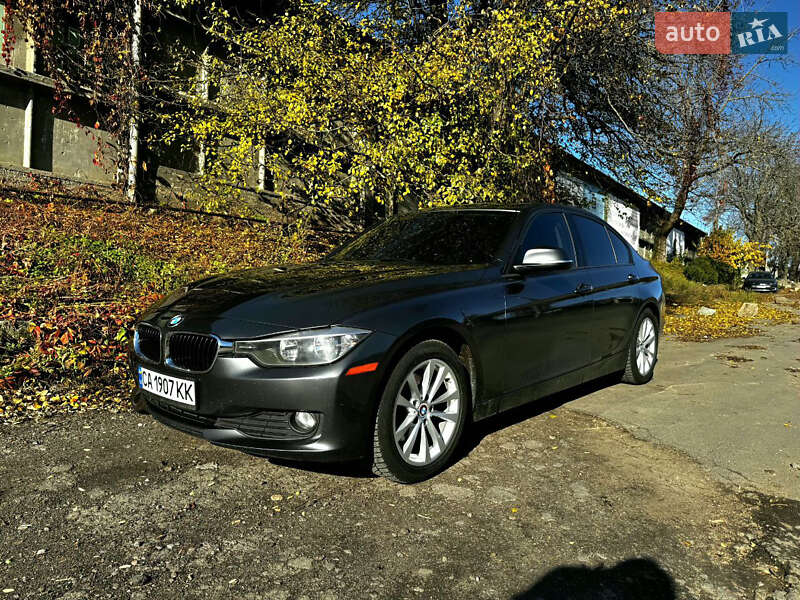 Седан BMW 3 Series 2014 в Умані
