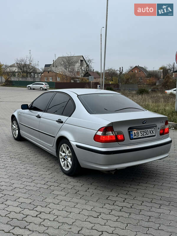 Седан BMW 3 Series 2004 в Виннице