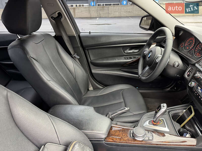 Седан BMW 3 Series 2014 в Виннице