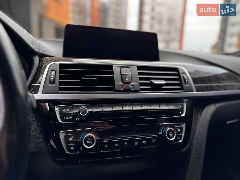 Седан BMW 3 Series 2016 в Ивано-Франковске