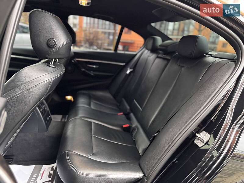 Седан BMW 3 Series 2016 в Ивано-Франковске