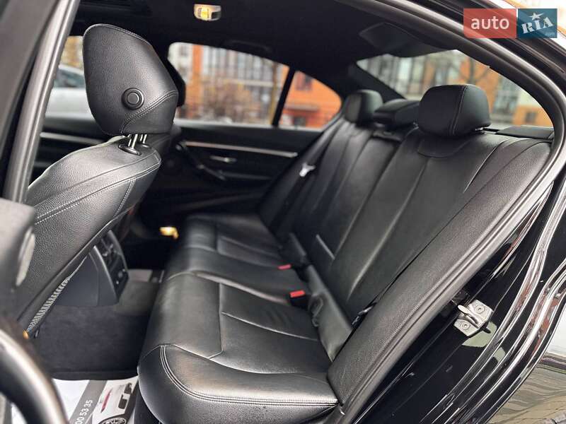 Седан BMW 3 Series 2016 в Ивано-Франковске