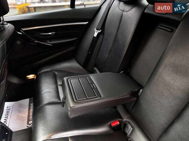 Седан BMW 3 Series 2016 в Ивано-Франковске