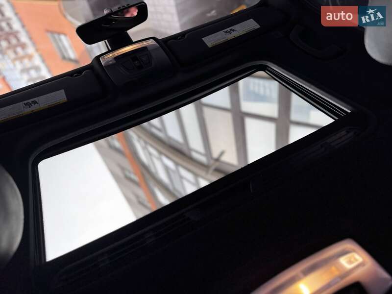 Седан BMW 3 Series 2016 в Ивано-Франковске