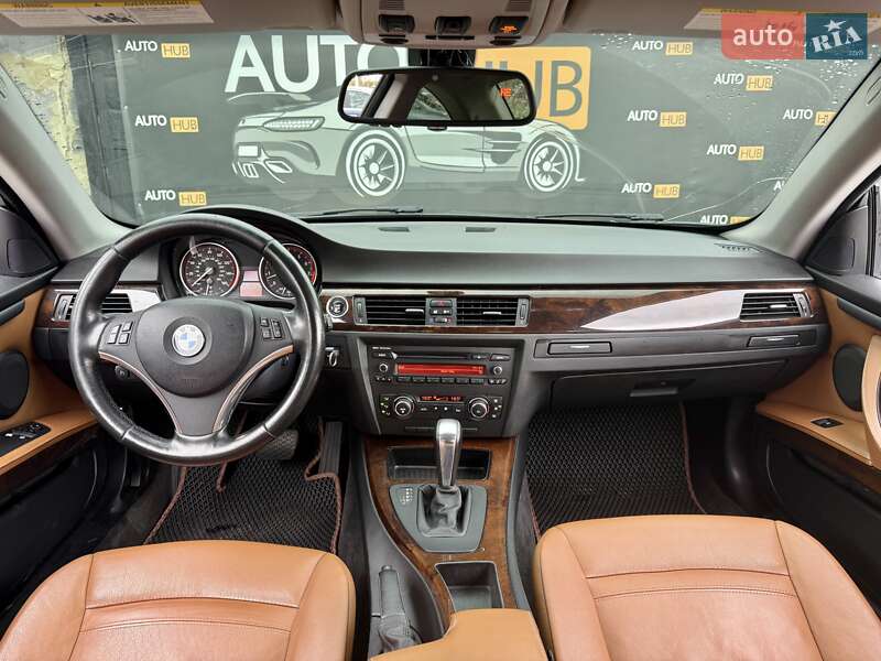 Купе BMW 3 Series 2011 в Харкові