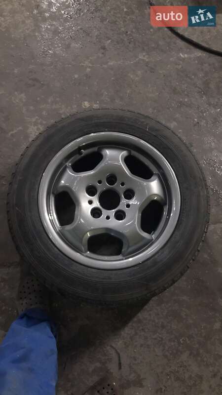 Седан BMW 3 Series 1995 в Киеве