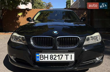 Седан BMW 3 Series 2011 в Николаеве