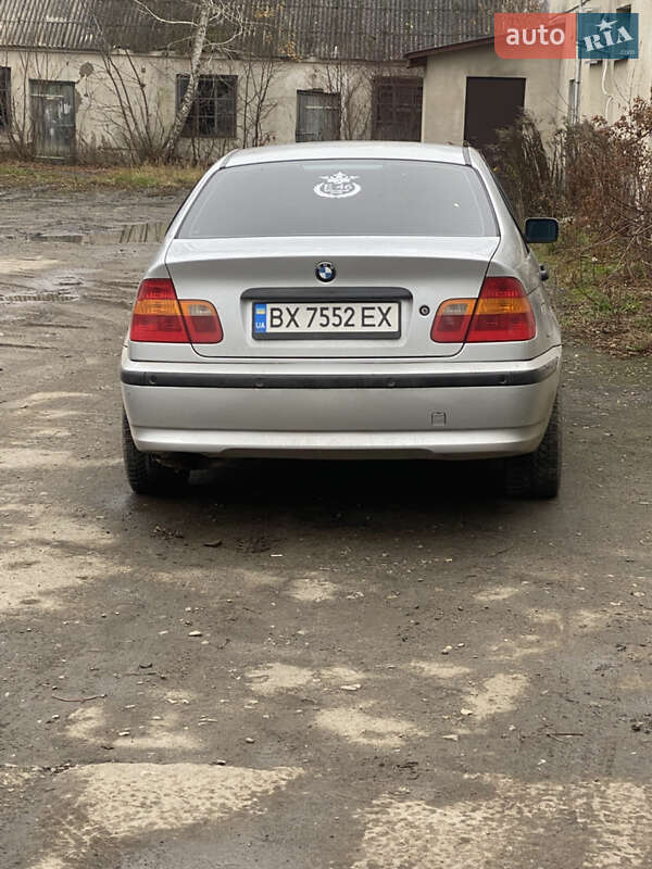 Седан BMW 3 Series 2003 в Белогорье