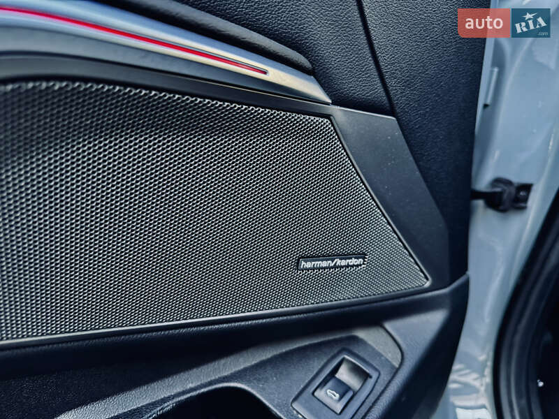 Седан BMW 3 Series 2023 в Одессе