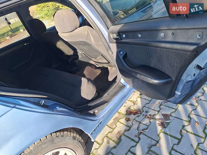 Универсал BMW 3 Series 2001 в Черновцах