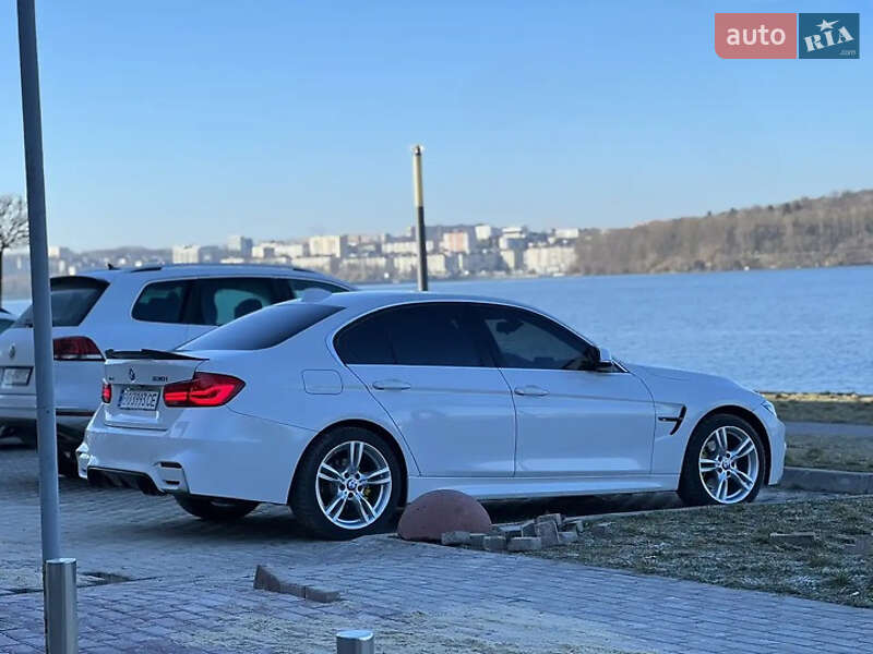 Седан BMW 3 Series 2017 в Львове