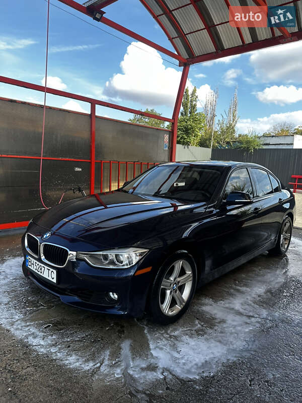 Седан BMW 3 Series 2013 в Измаиле