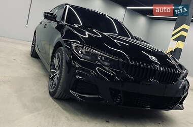 Седан BMW 3 Series 2019 в Кропивницком