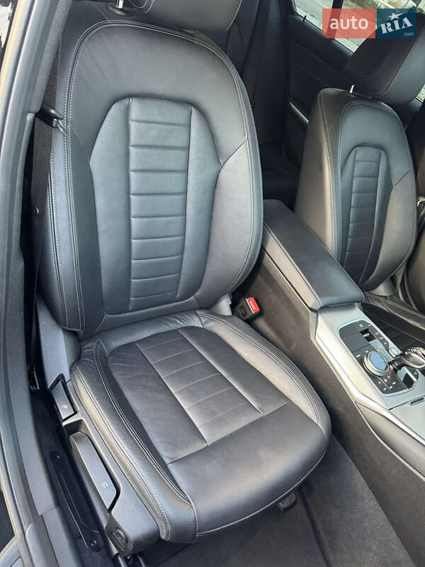 Седан BMW 3 Series 2020 в Львове фото 40 Седан BMW 3 Series 2020 в Львове