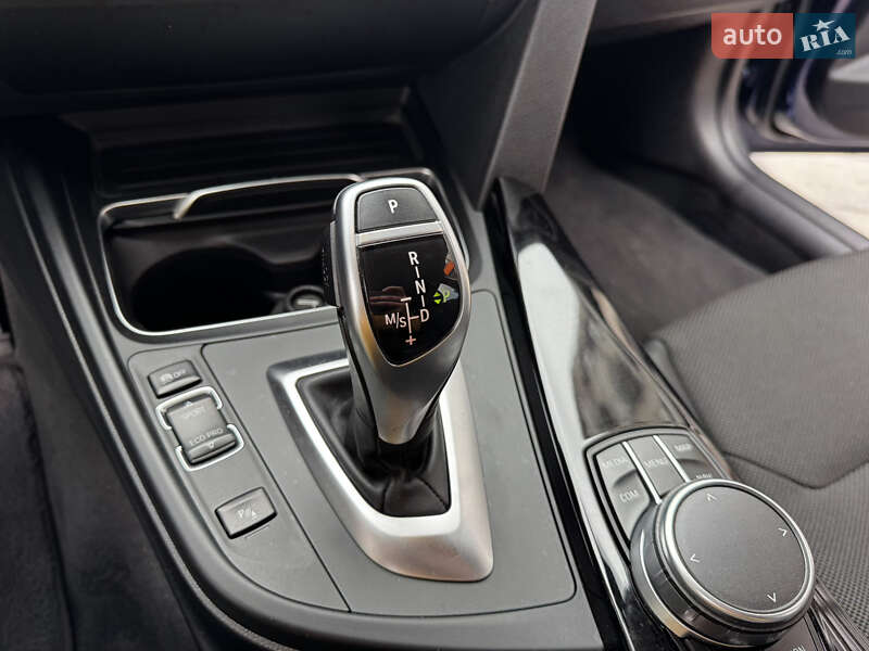 Седан BMW 3 Series 2017 в Киеве фото 26 Седан BMW 3 Series 2017 в Киеве