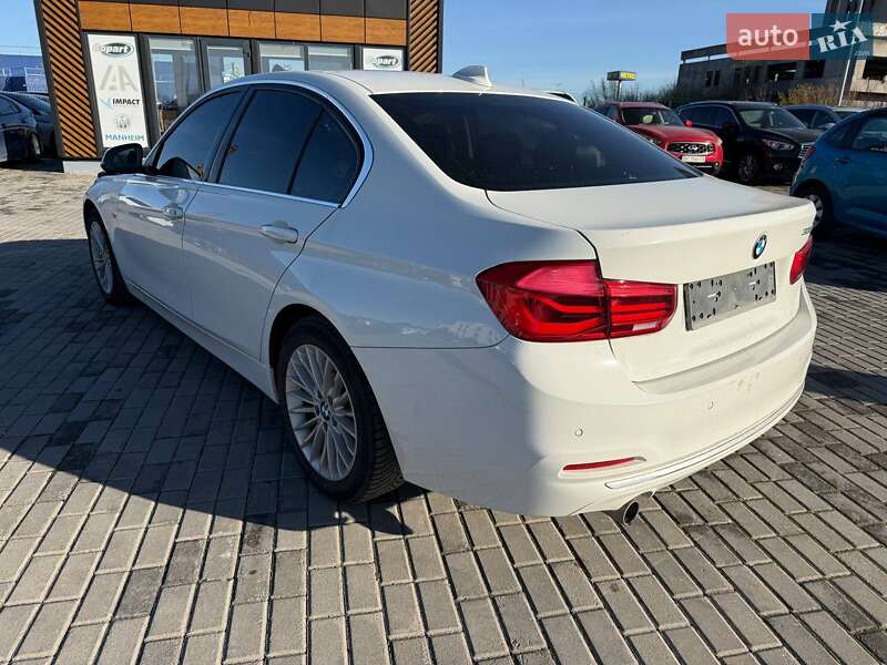 Седан BMW 3 Series 2016 в Львове