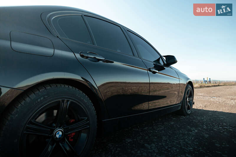 Седан BMW 3 Series 2015 в Золочеве фото 14 Седан BMW 3 Series 2015 в Золочеве