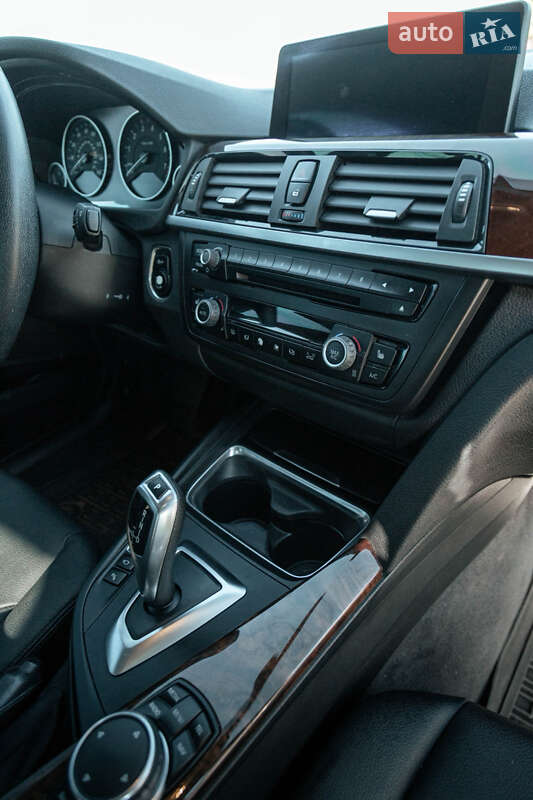 Седан BMW 3 Series 2015 в Золочеве фото 36 Седан BMW 3 Series 2015 в Золочеве