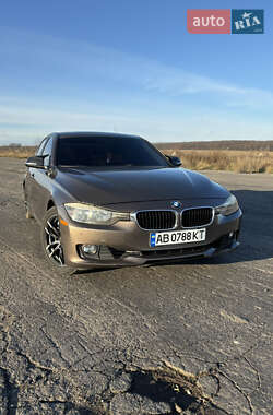 Седан BMW 3 Series 2013 в Виннице