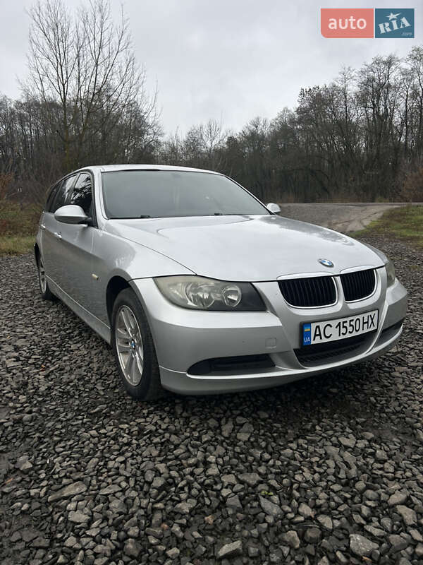 Универсал BMW 3 Series 2008 в Луцке фото 10 Универсал BMW 3 Series 2008 в Луцке