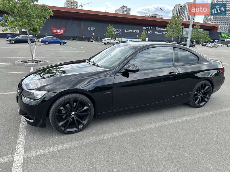 Купе BMW 3 Series 2007 в Киеве