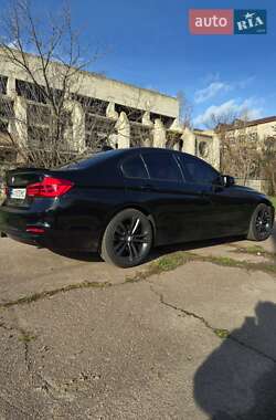 Седан BMW 3 Series 2016 в Кропивницькому