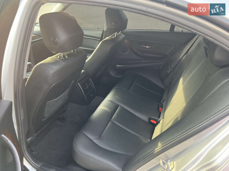 Седан BMW 3 Series 2015 в Хмельницком фото 39 Седан BMW 3 Series 2015 в Хмельницком