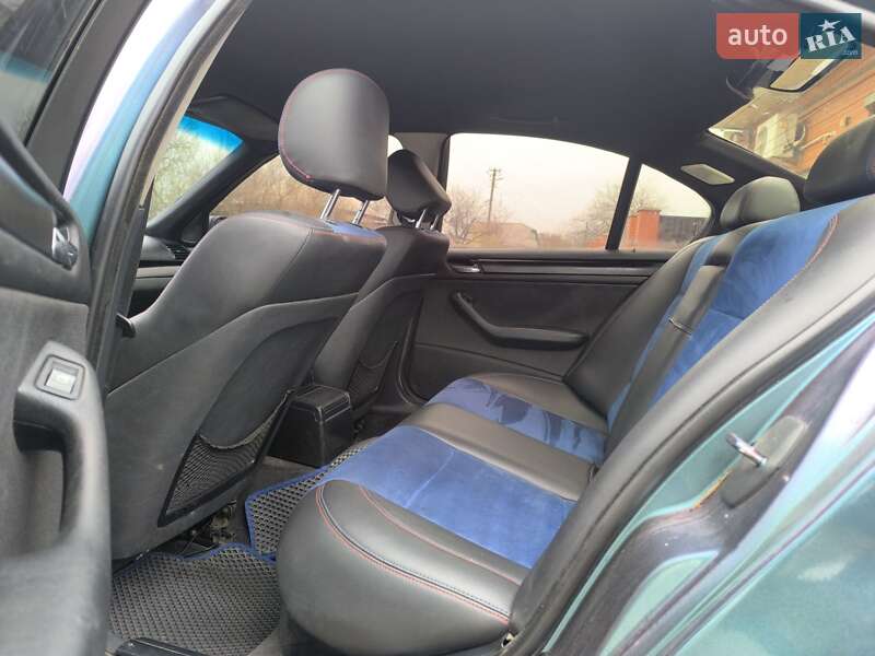 Седан BMW 3 Series 1999 в Киеве