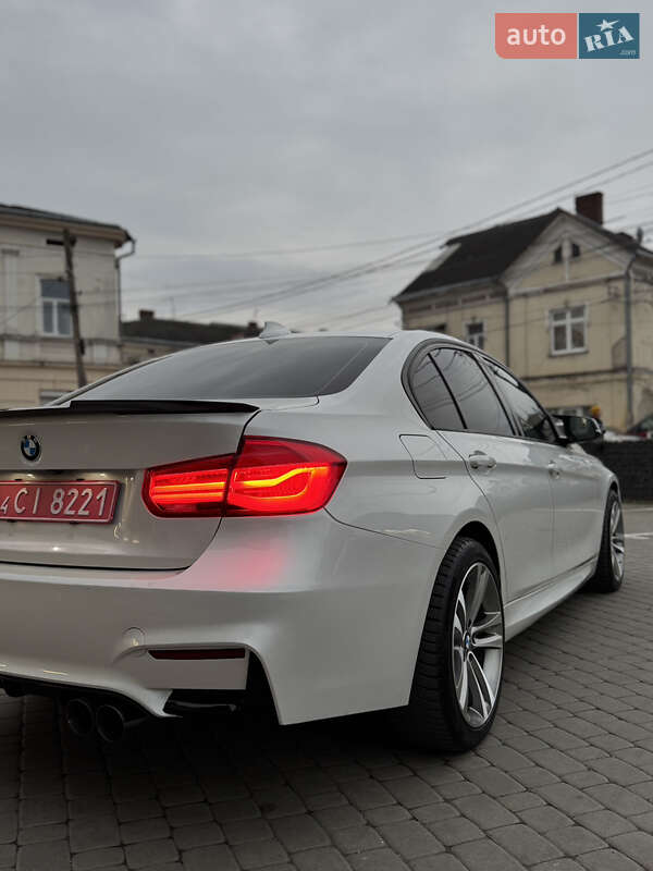 Седан BMW 3 Series 2018 в Коломые