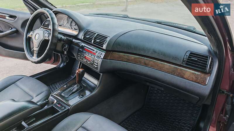 Седан BMW 3 Series 2003 в Одессе