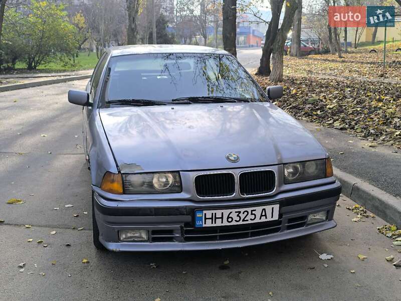 Седан BMW 3 Series 1994 в Одессе фото 3 Седан BMW 3 Series 1994 в Одессе