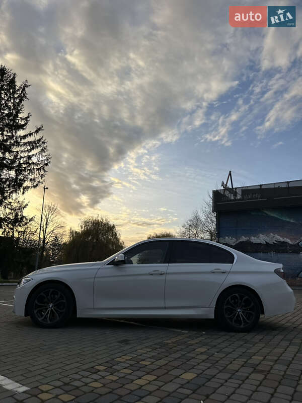 Седан BMW 3 Series 2016 в Луцке фото 4 Седан BMW 3 Series 2016 в Луцке