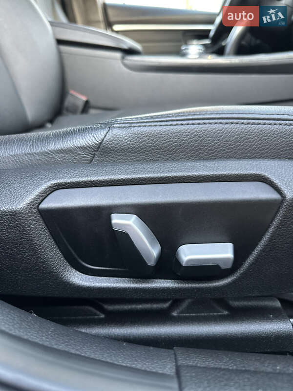 Седан BMW 3 Series 2016 в Луцке фото 36 Седан BMW 3 Series 2016 в Луцке