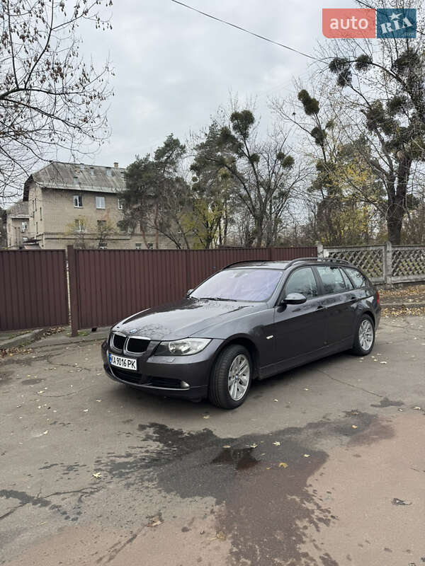 Универсал BMW 3 Series 2008 в Киеве фото 11 Универсал BMW 3 Series 2008 в Киеве