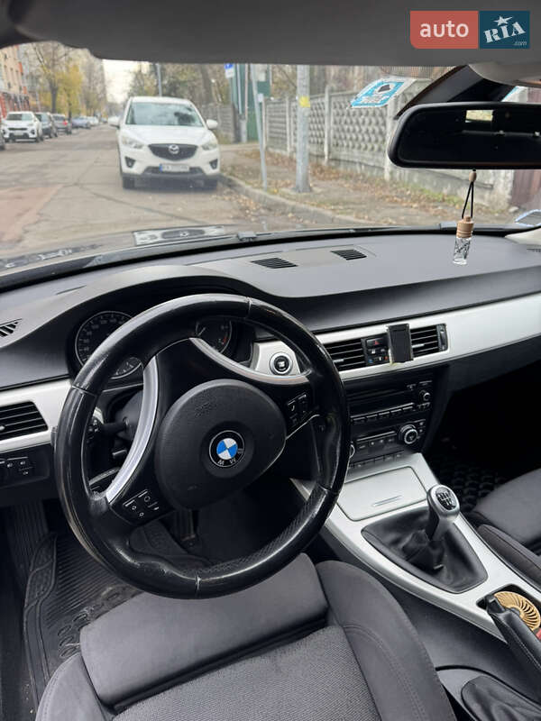 Универсал BMW 3 Series 2008 в Киеве фото 16 Универсал BMW 3 Series 2008 в Киеве