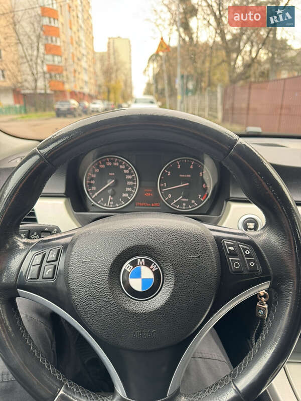 Универсал BMW 3 Series 2008 в Киеве фото 26 Универсал BMW 3 Series 2008 в Киеве