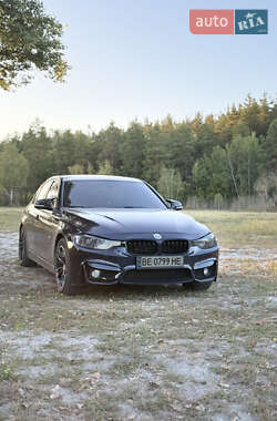 Седан BMW 3 Series 2013 в Краснограде