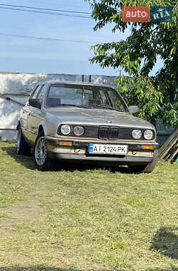Седан BMW 3 Series 1986 в Тетієві
