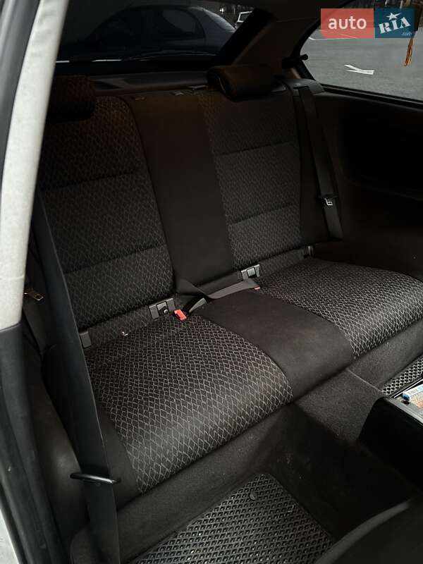 Купе BMW 3 Series 2002 в Харькове