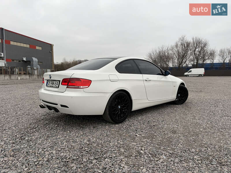 Купе BMW 3 Series 2008 в Києві фото 5 Купе BMW 3 Series 2008 в Києві