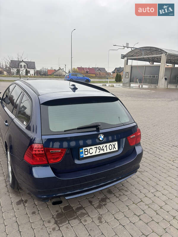 Універсал BMW 3 Series 2010 в Львові